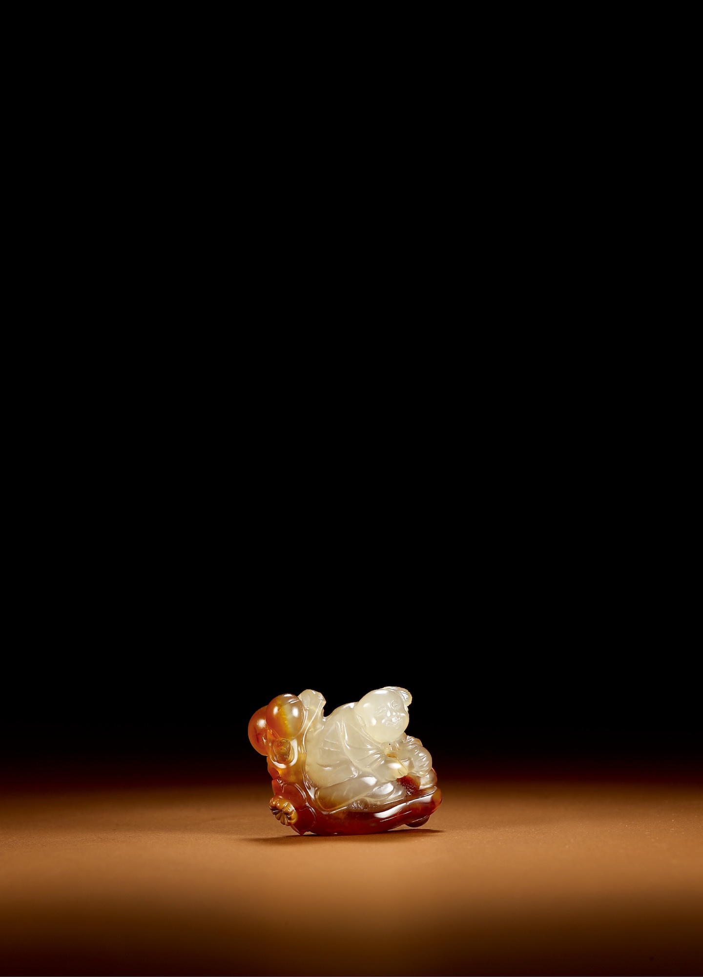 清·十痴斋旧藏玛瑙巧雕童子乘槎挂饰华茂艺术品交易平台华茂艺术全球交易平台