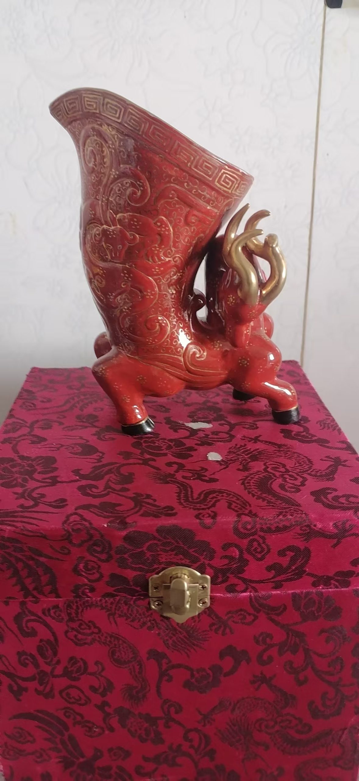 角杯华茂艺术品交易平台华茂艺术全球交易平台