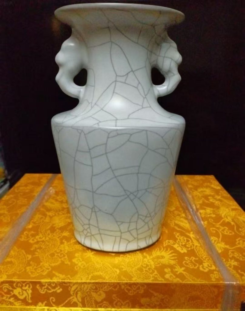 图片[1]华茂艺术品交易平台北宋宣政年官窑华茂艺术品交易平台华茂艺术全球交易平台