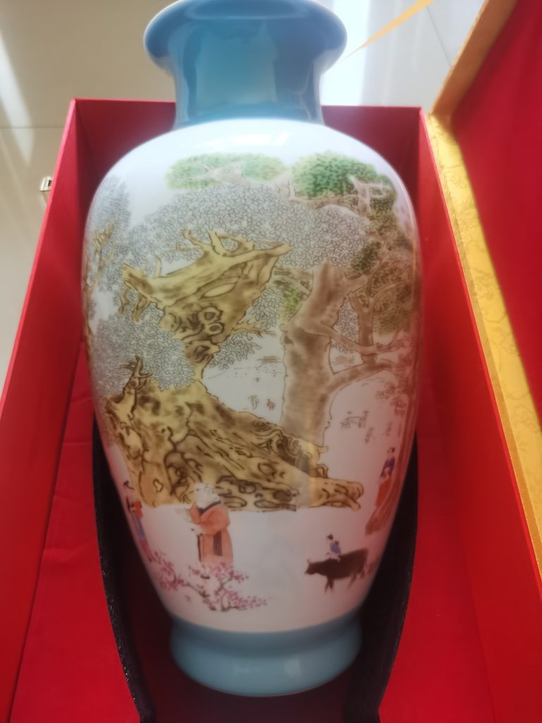 图片[1]华茂艺术品交易平台桃花源记大师尊华茂艺术品交易平台华茂艺术全球交易平台