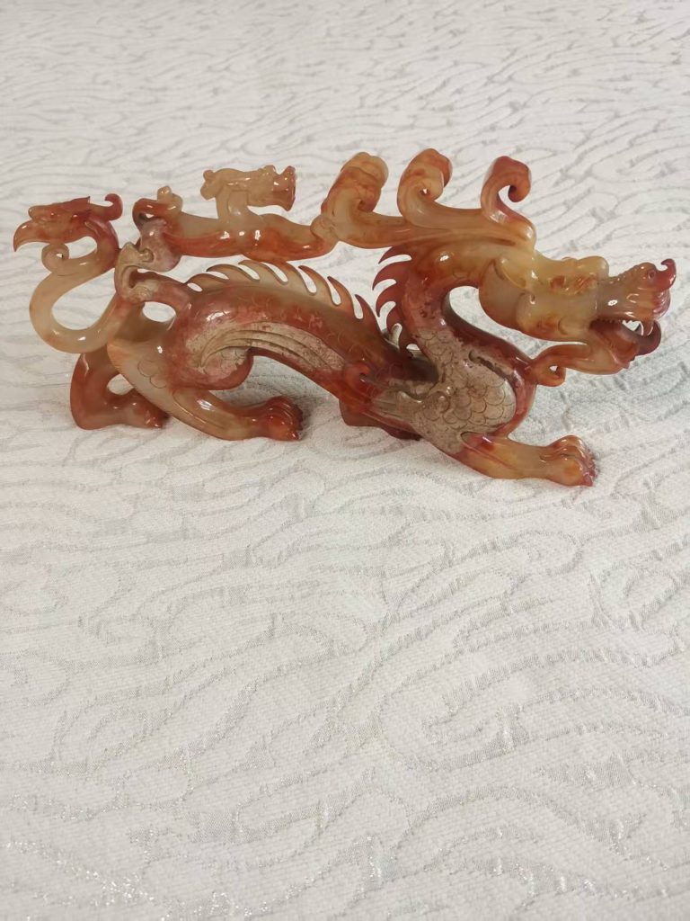 图片[1]华茂艺术品交易平台古玉苍龙教子华茂艺术品交易平台华茂艺术全球交易平台